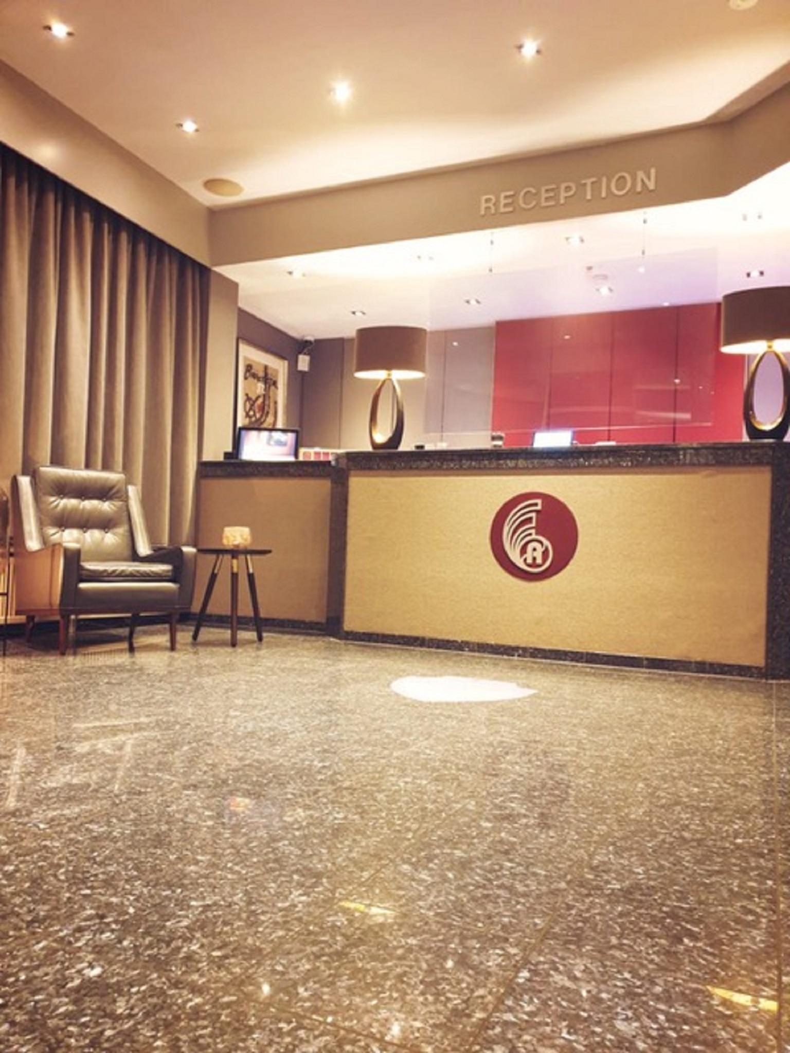 Hotel Am Augustinerplatz Κολωνία Εξωτερικό φωτογραφία