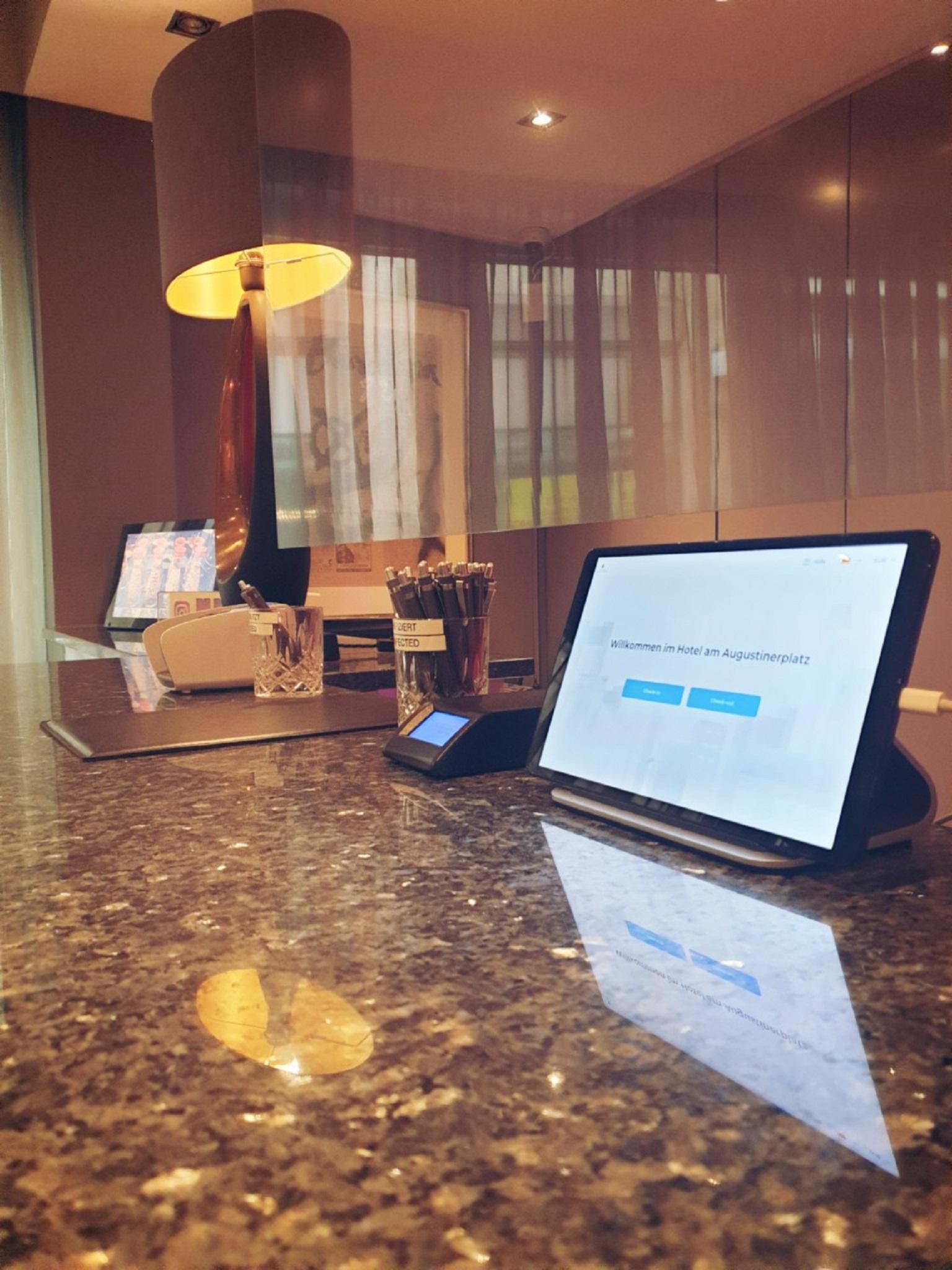 Hotel Am Augustinerplatz Κολωνία Εξωτερικό φωτογραφία